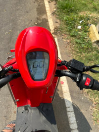 Red Bounce Infinity E1