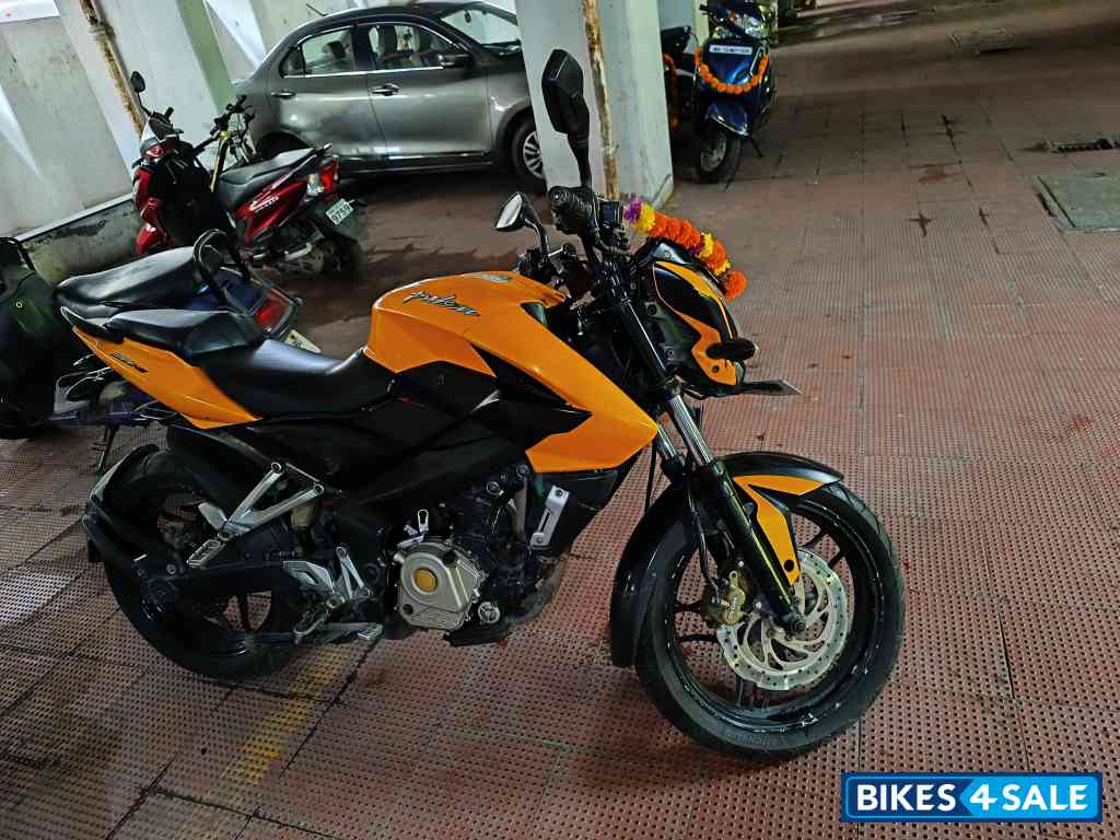 Bajaj Pulsar NS200