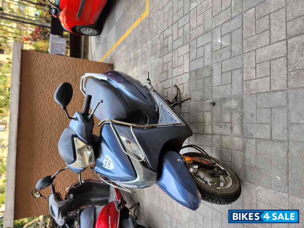 Grey Honda Activa 125
