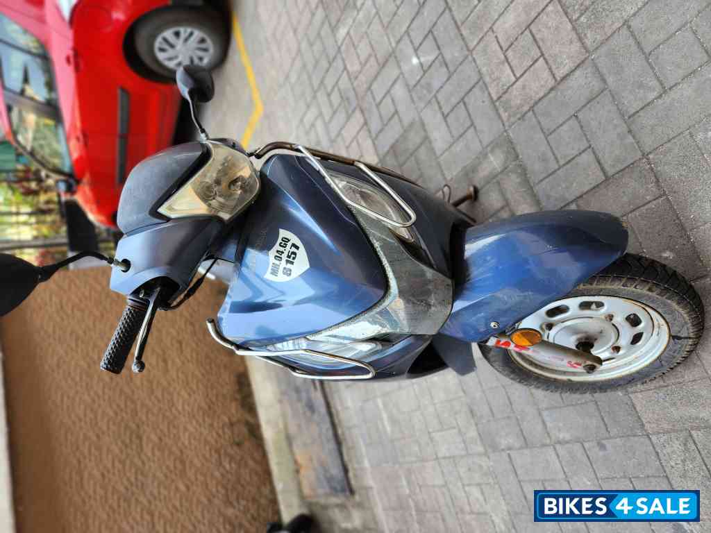 Grey Honda Activa 125