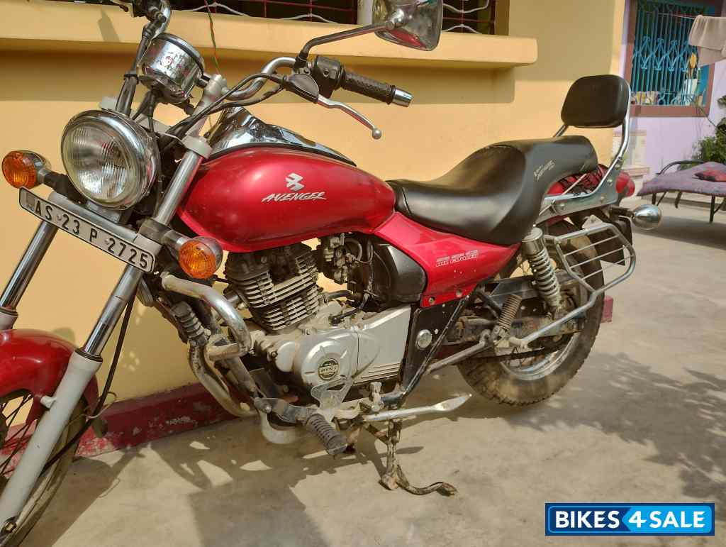 Bajaj Avenger Cruise 220