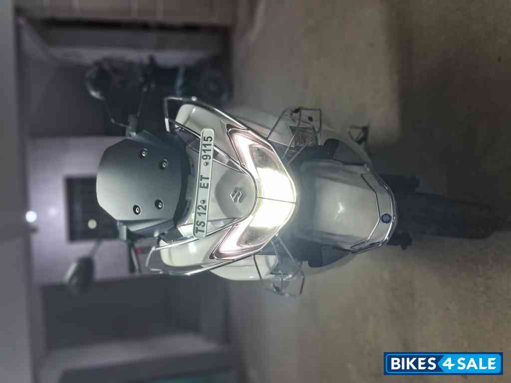 Suzuki Burgman Street BS6