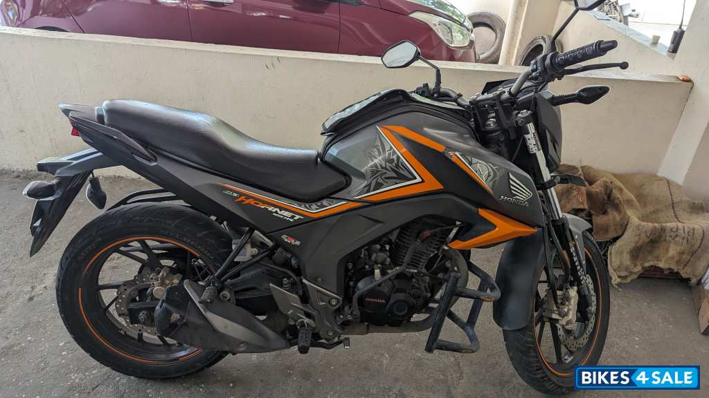 Mat Axis Gray Metlc Honda CB Hornet 160R
