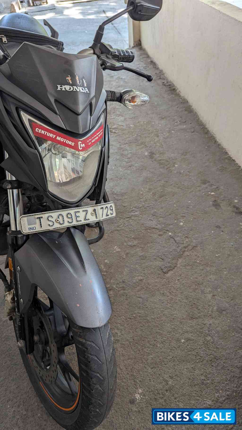 Mat Axis Gray Metlc Honda CB Hornet 160R