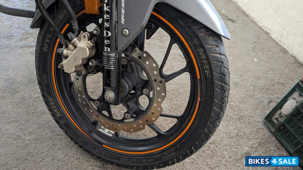 Mat Axis Gray Metlc Honda CB Hornet 160R