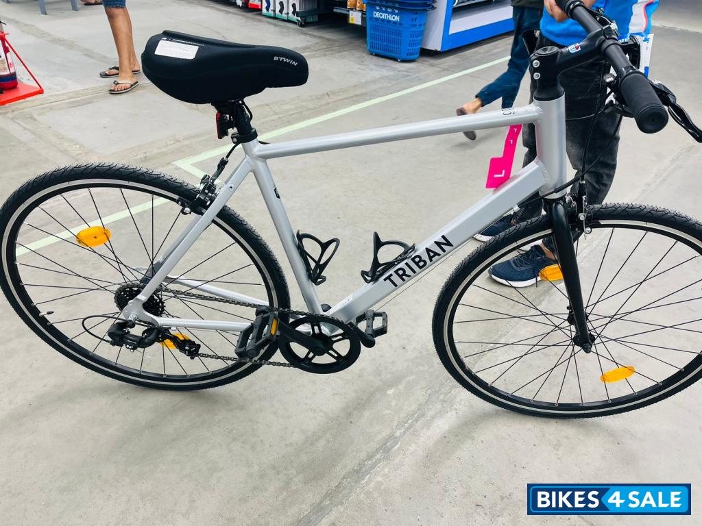 Bicycle Triban RC 100 by Decathlon