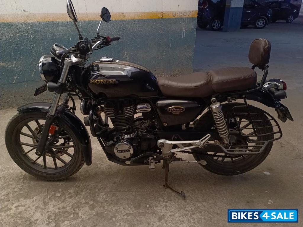 Black Honda Hness Anniversary Edition