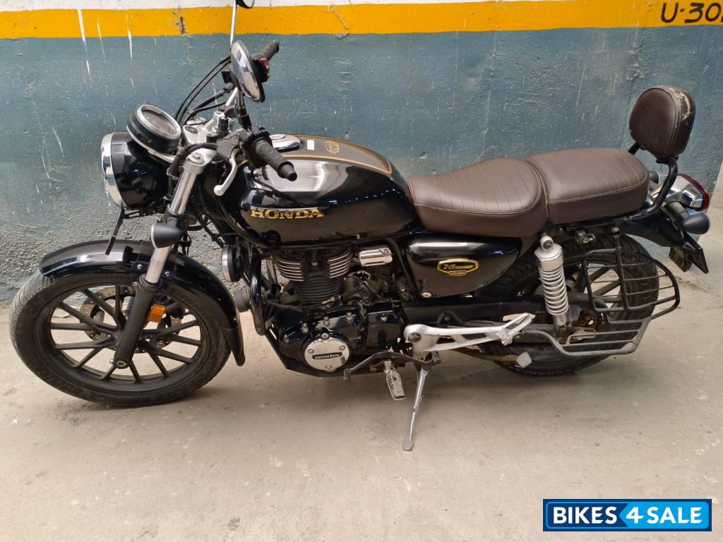 Black Honda Hness Anniversary Edition