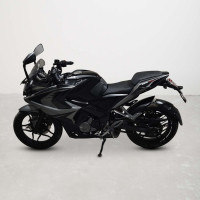 Bajaj Pulsar RS 200