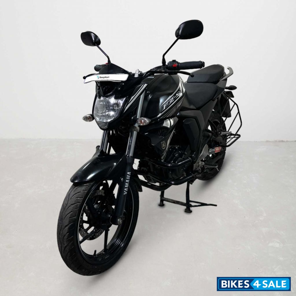 Yamaha FZ-S