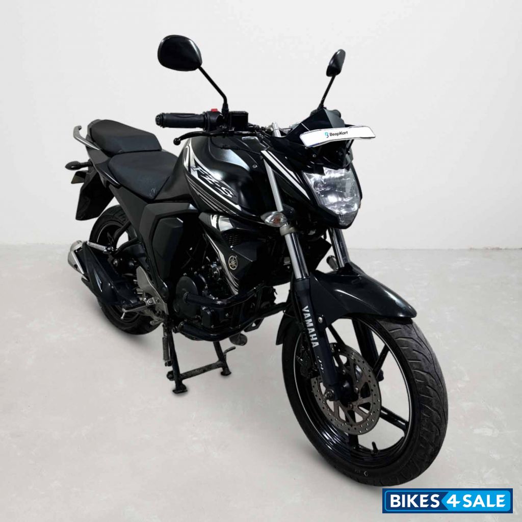 Yamaha FZ-S