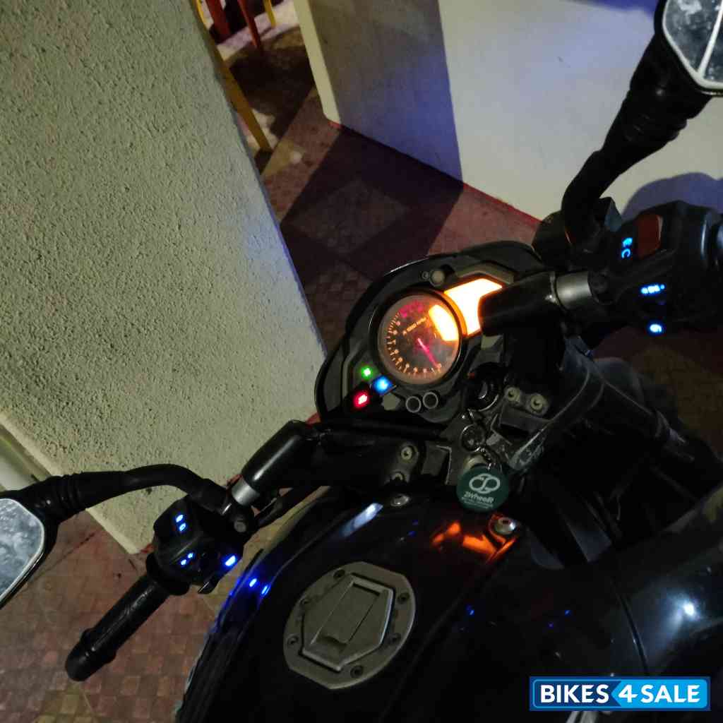 Bajaj Pulsar 200 NS