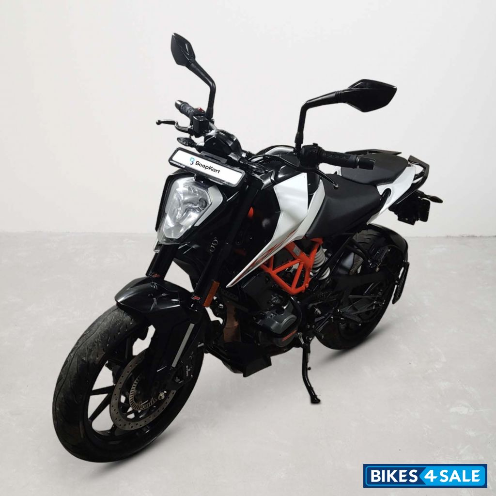 KTM Duke 125