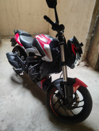 Bajaj Dominar 250 2022