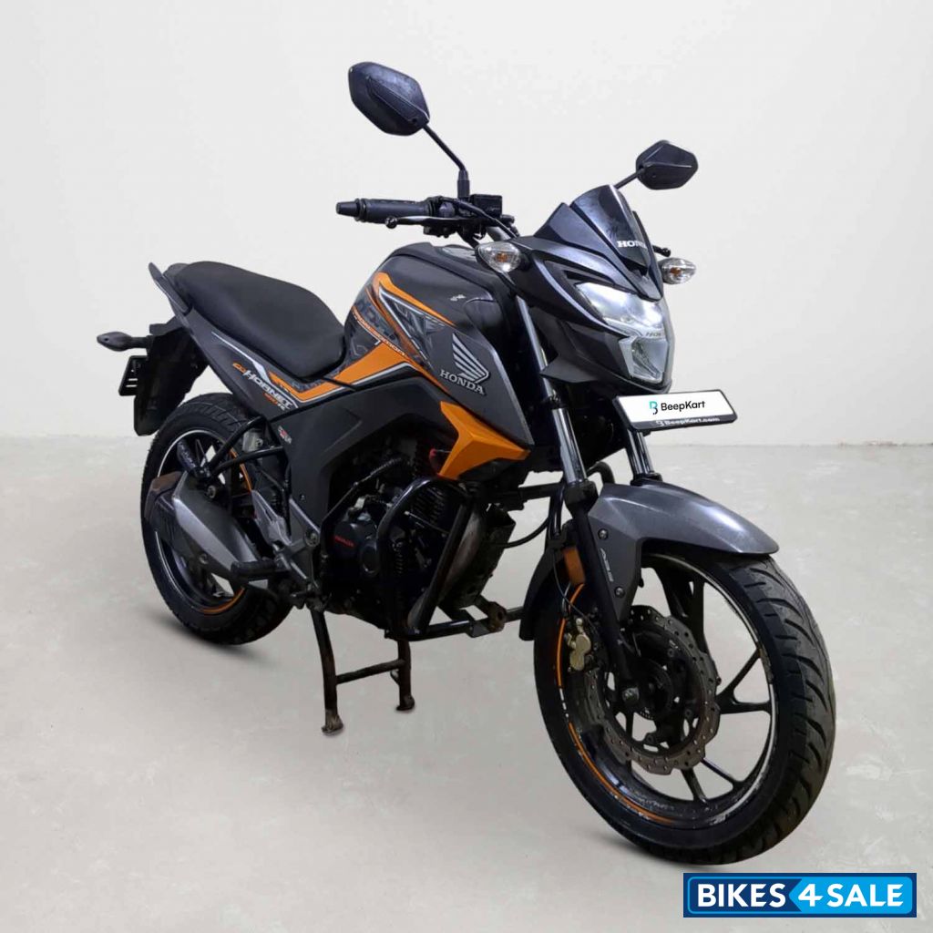 Honda CB Hornet 160R