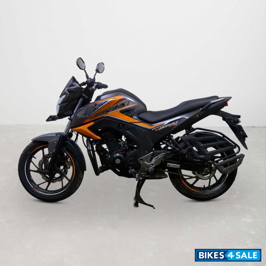 Honda CB Hornet 160R