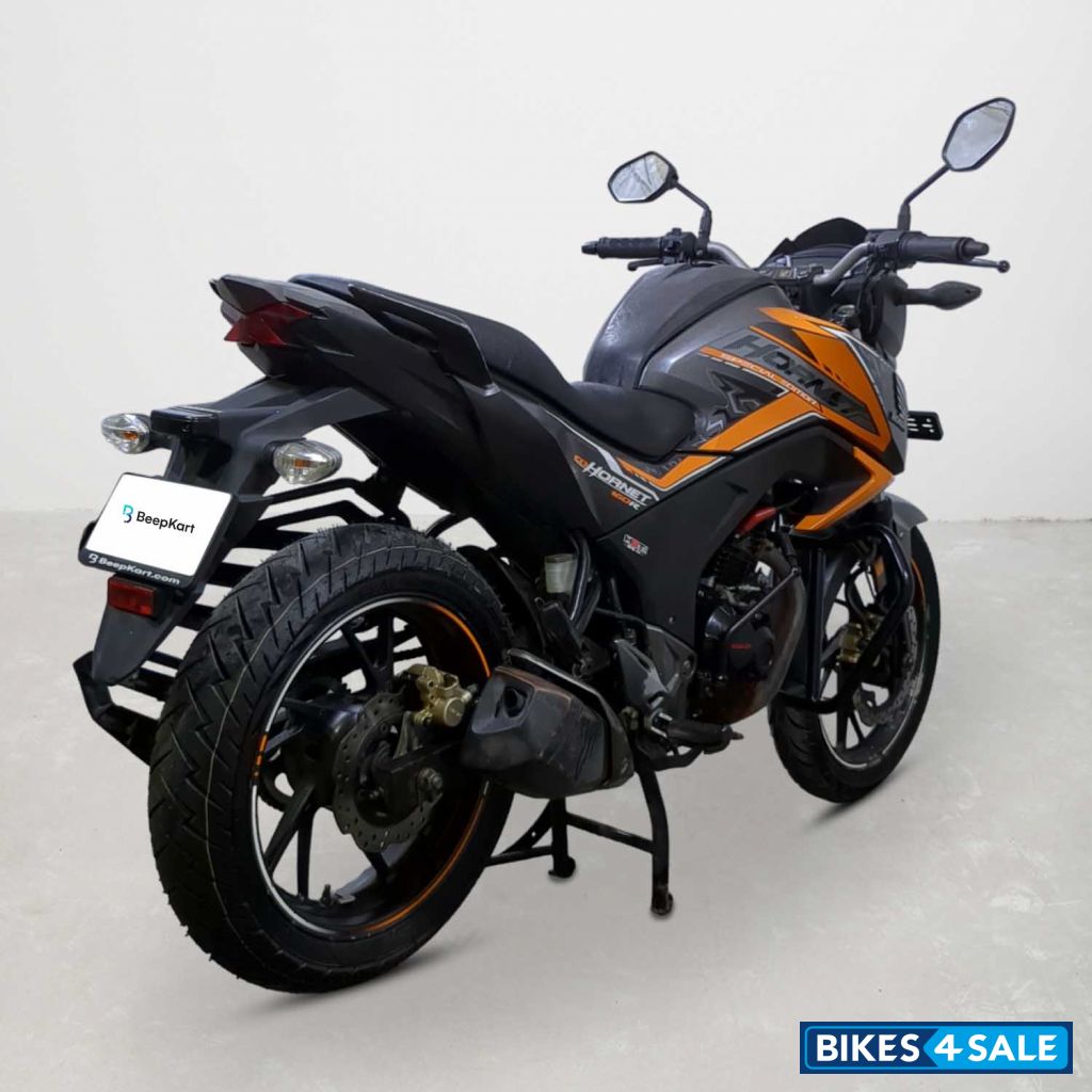 Honda CB Hornet 160R