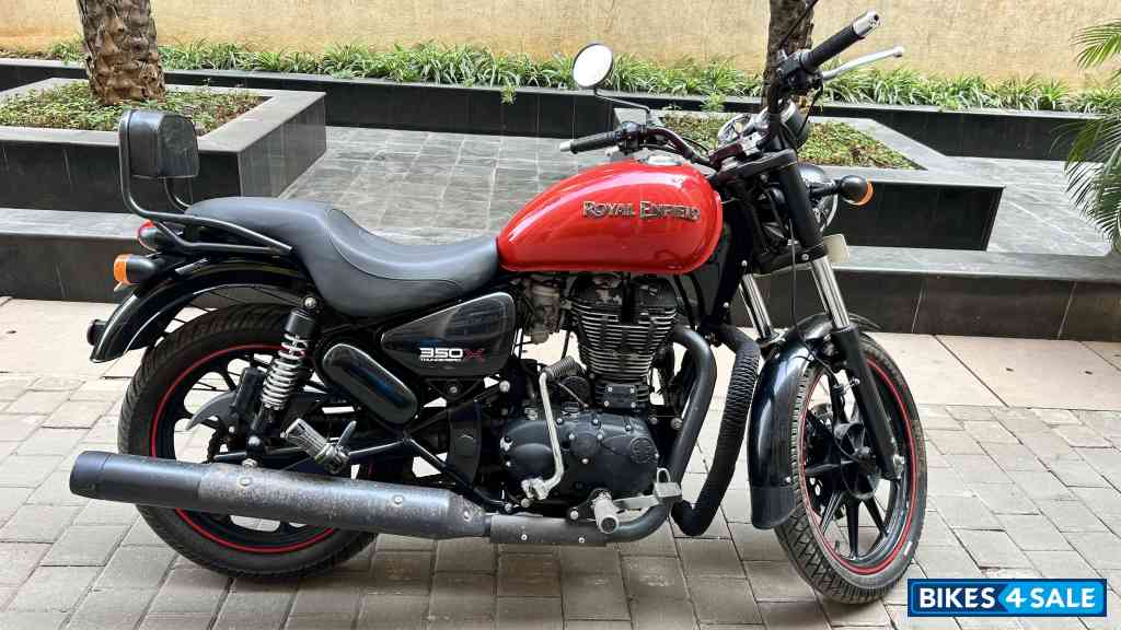 Red/ Black Royal Enfield Thunderbird X 350