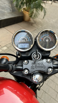 Red/ Black Royal Enfield Thunderbird X 350