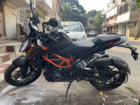 KTM Duke 390 2022