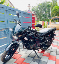 Classic Black Bajaj Pulsar 150 Classic