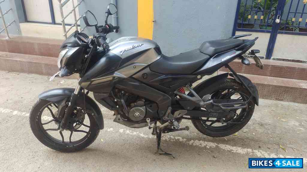 Bajaj Pulsar NS 160