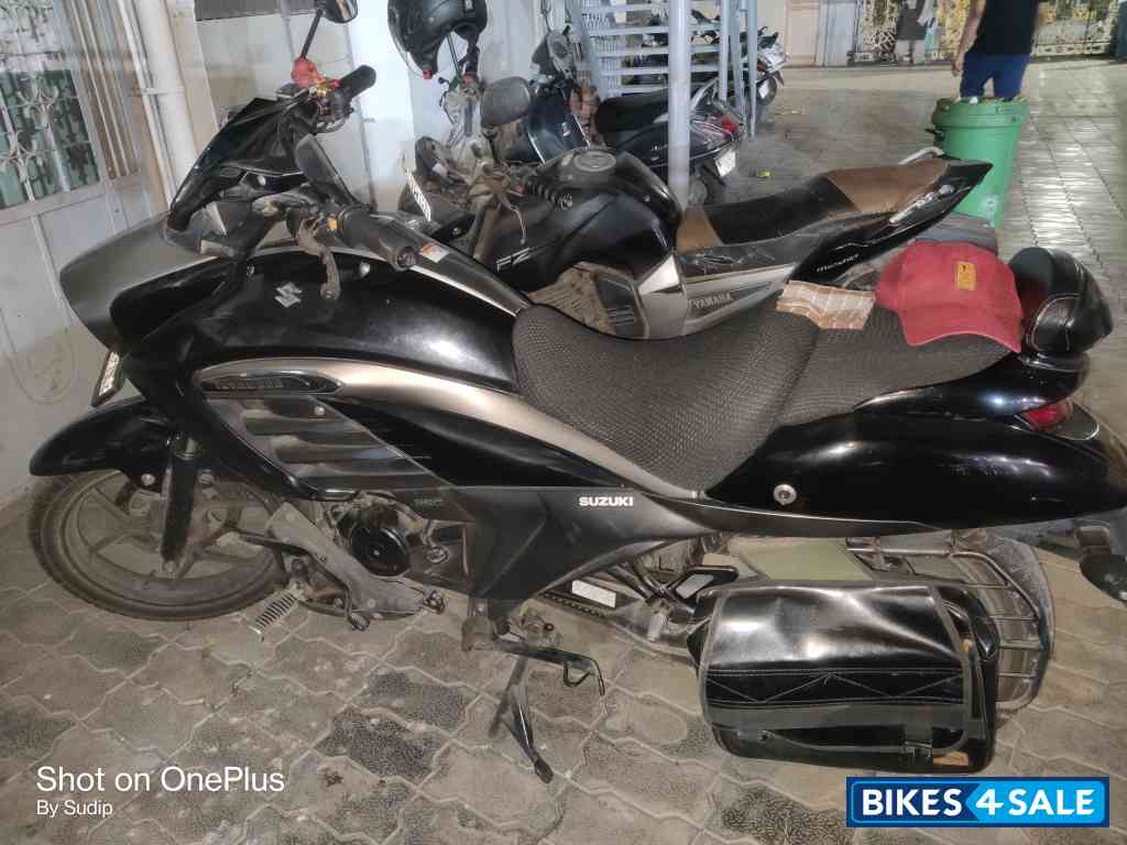 Suzuki Intruder 150 FI