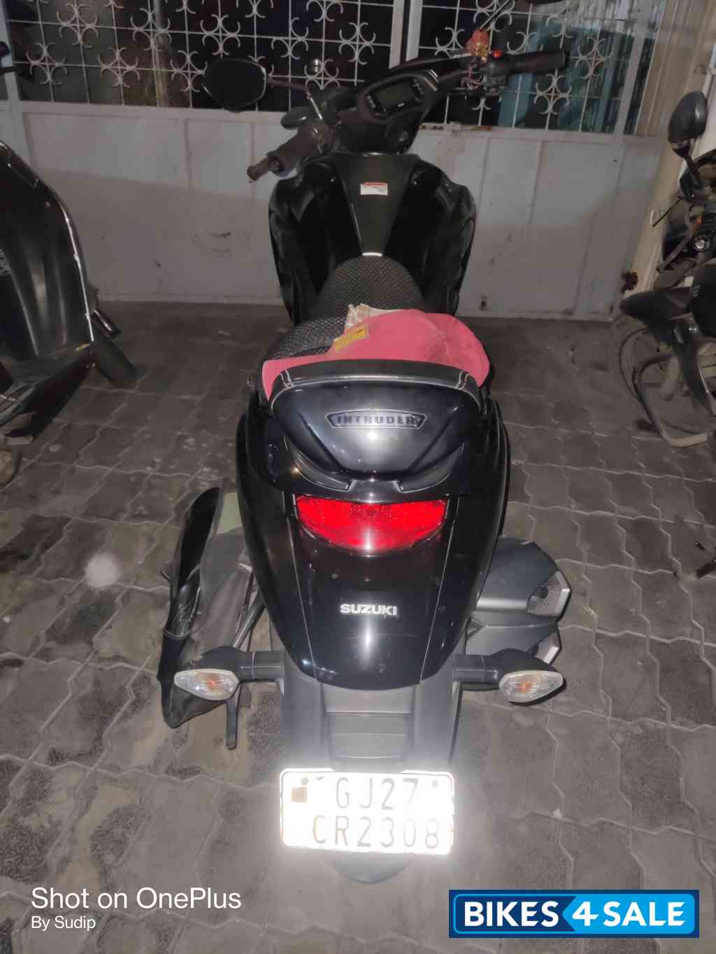 Suzuki Intruder 150 FI