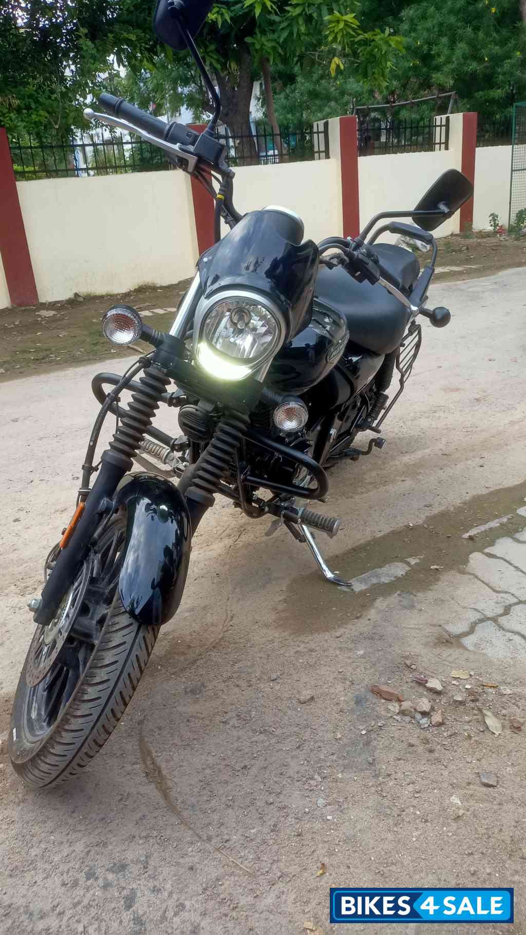 Bajaj Avenger Street 160
