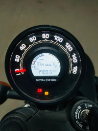 Royal Enfield Hunter 350 Metro