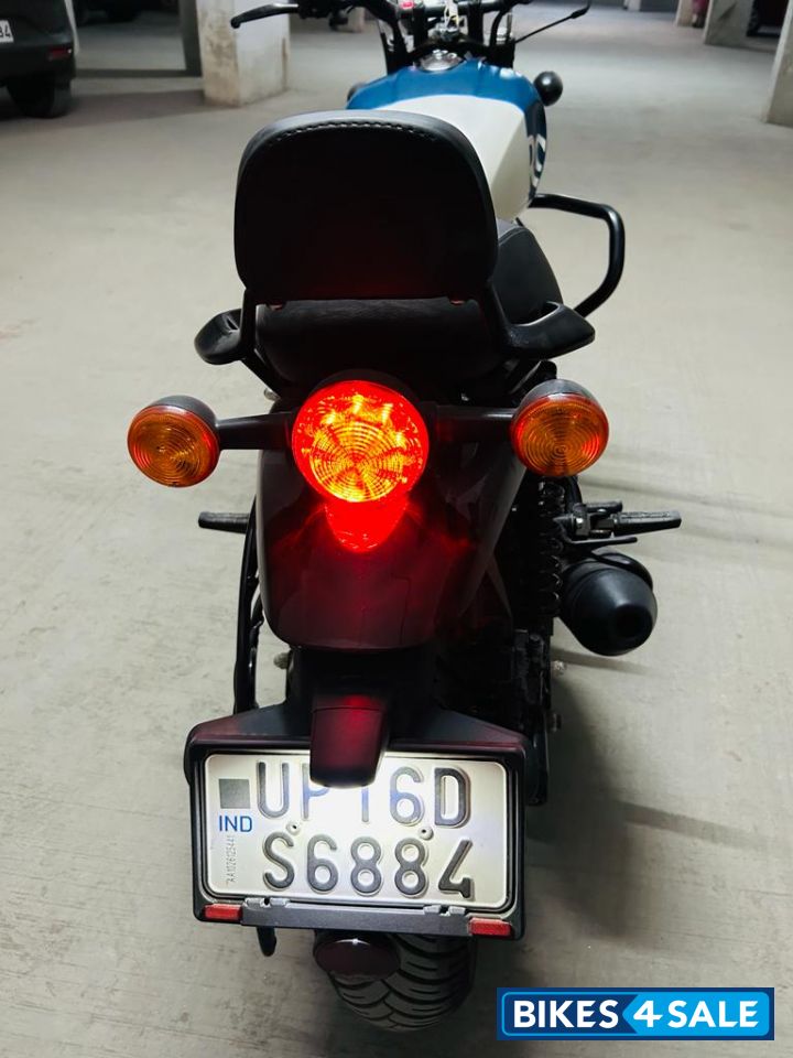 Royal Enfield Hunter 350 Metro