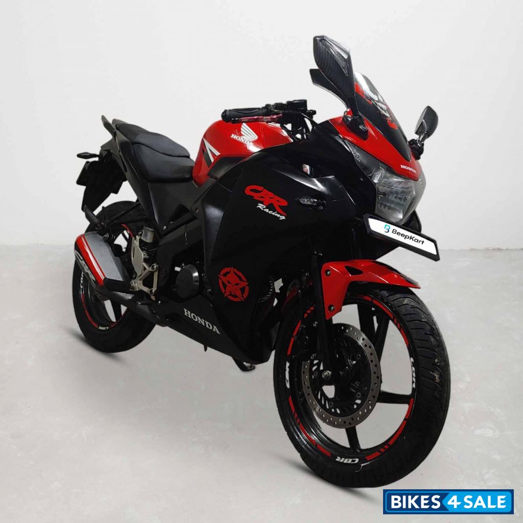 Honda CBR 150R