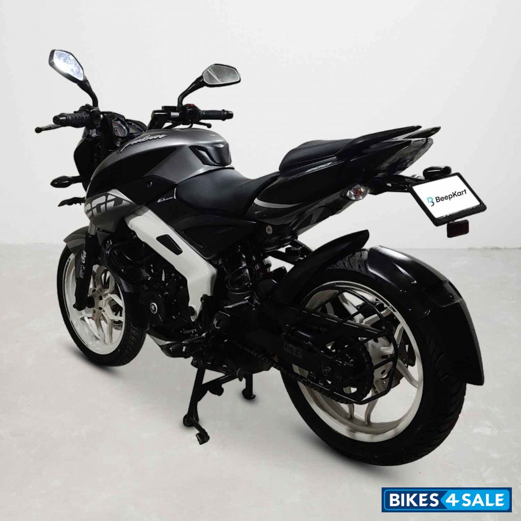 Bajaj Pulsar NS200 Bajaj Pulsar NS200