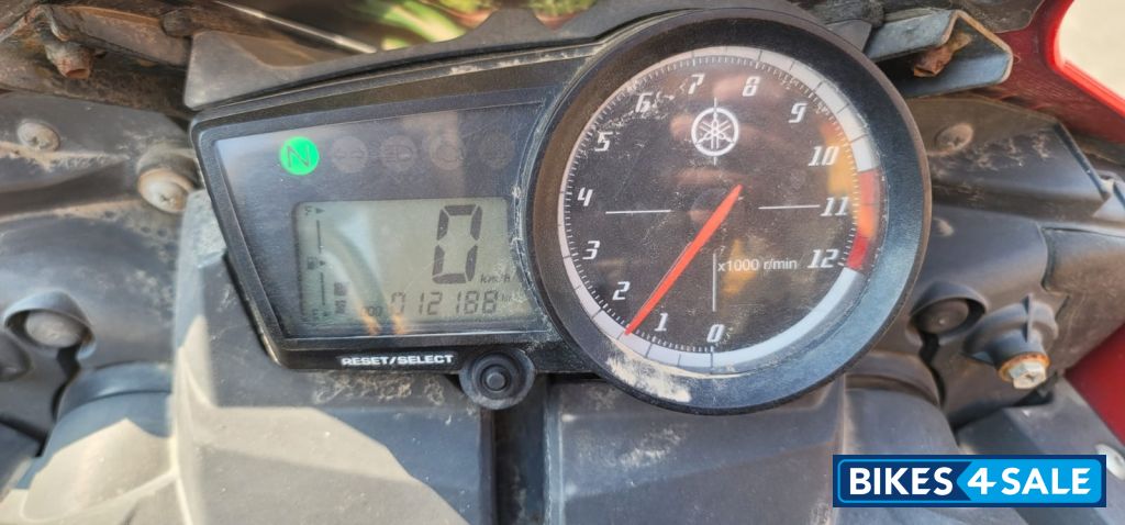 Red Yamaha YZF R15 V2