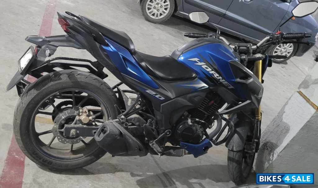 Honda Hornet 2.0