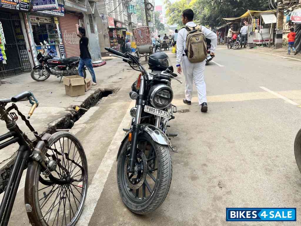 Honda Hness CB350 DLX Pro