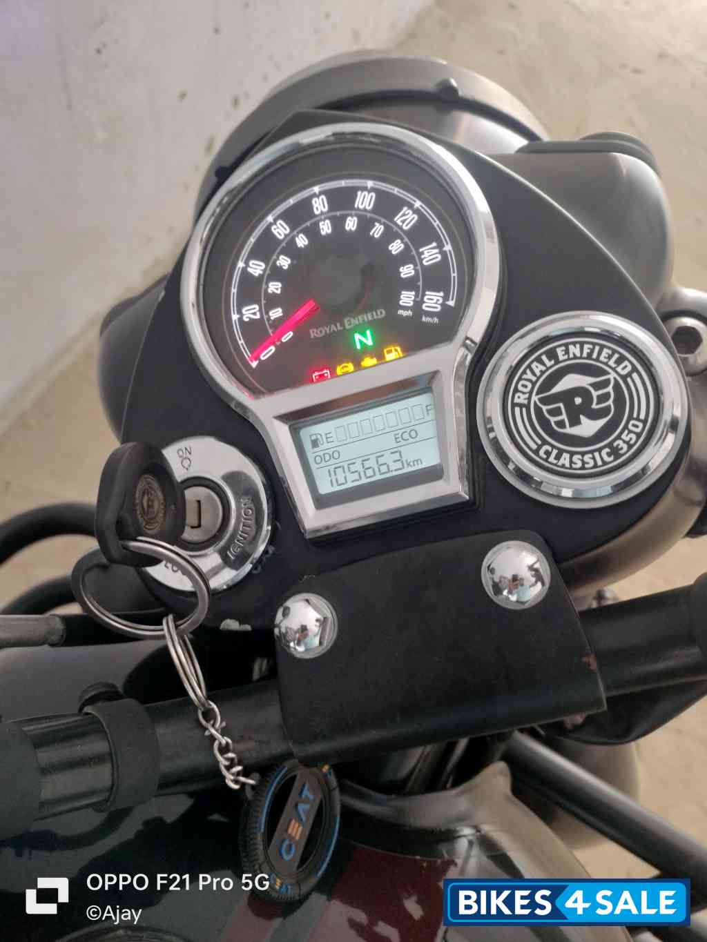Royal Enfield Classic Stealth Black