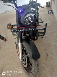 Royal Enfield Classic Stealth Black