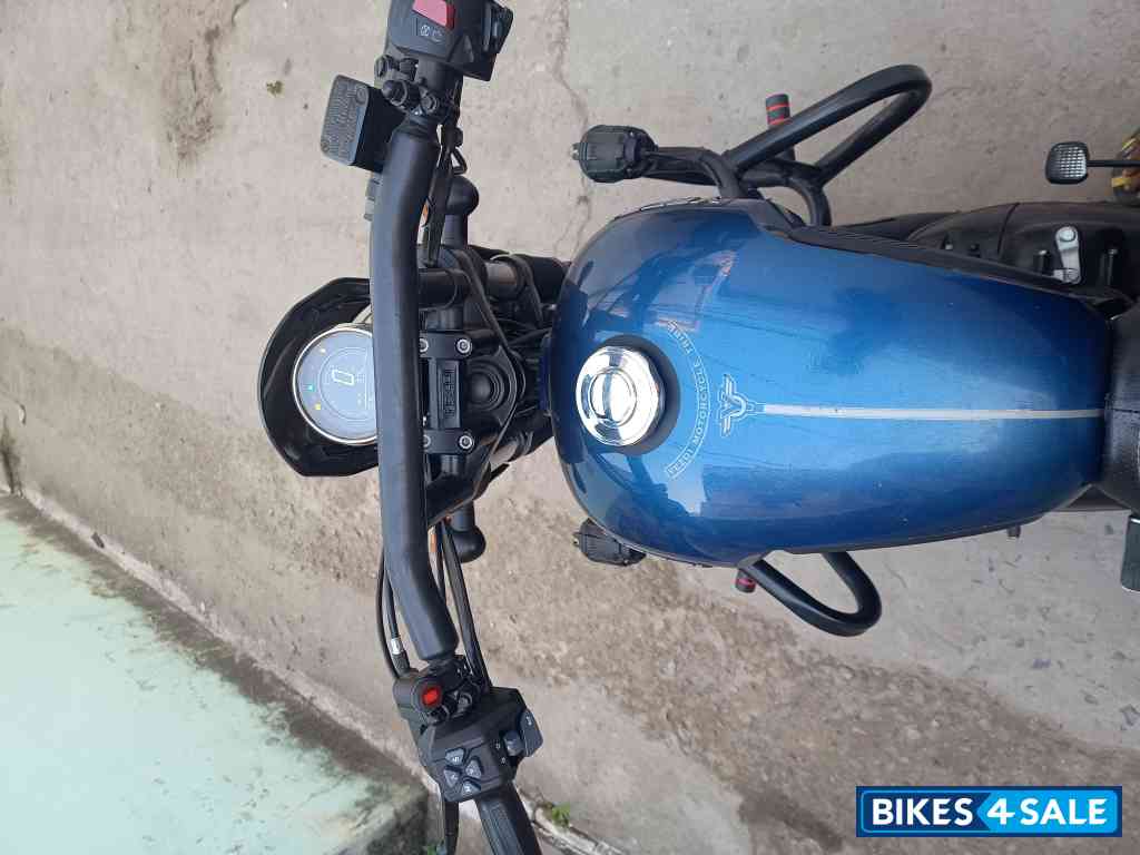 Steel Blue Yezdi Roadster Dark