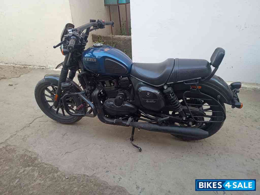 Steel Blue Yezdi Roadster Dark