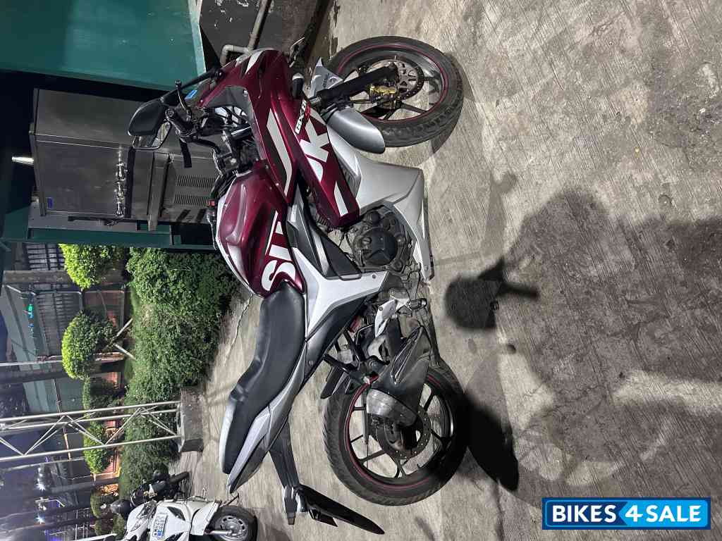 Suzuki Gixxer SF Fi