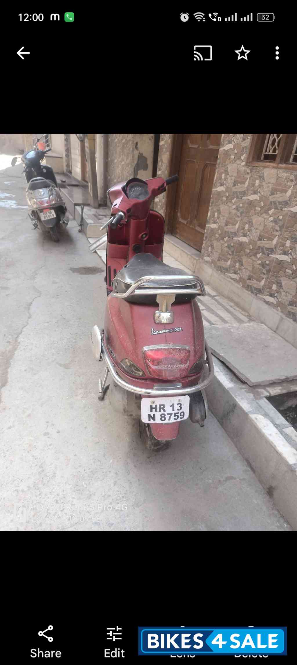 Meharun Vespa SXL 150