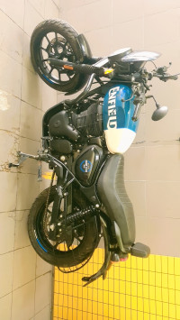 Royal Enfield Hunter 350 Metro