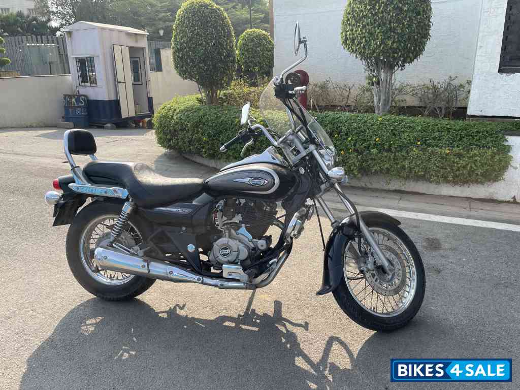 Bajaj Avenger Cruise 220