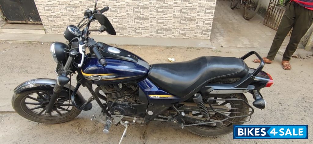 Bajaj Avenger Street 150