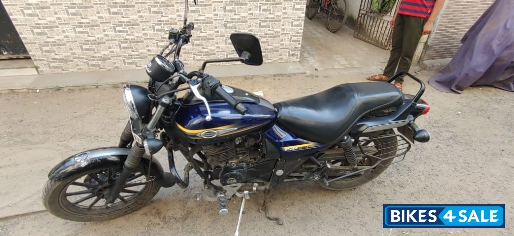 Bajaj Avenger Street 150