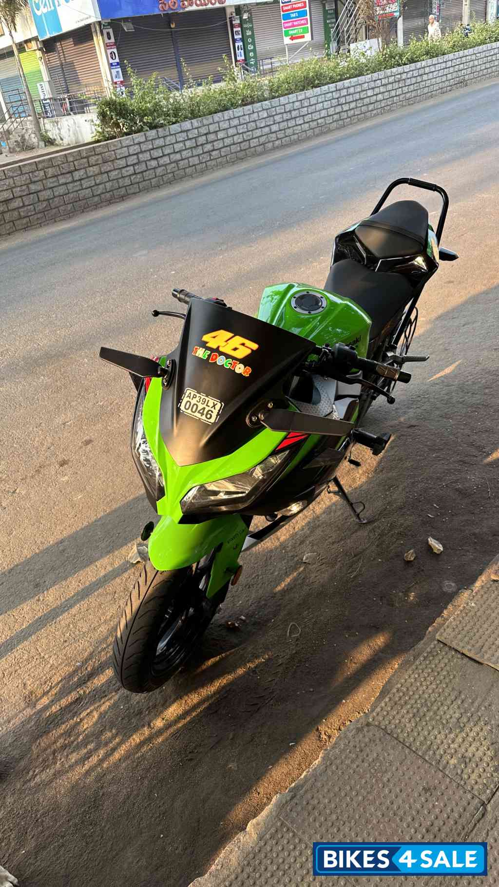 Kawasaki Ninja 300 BS6