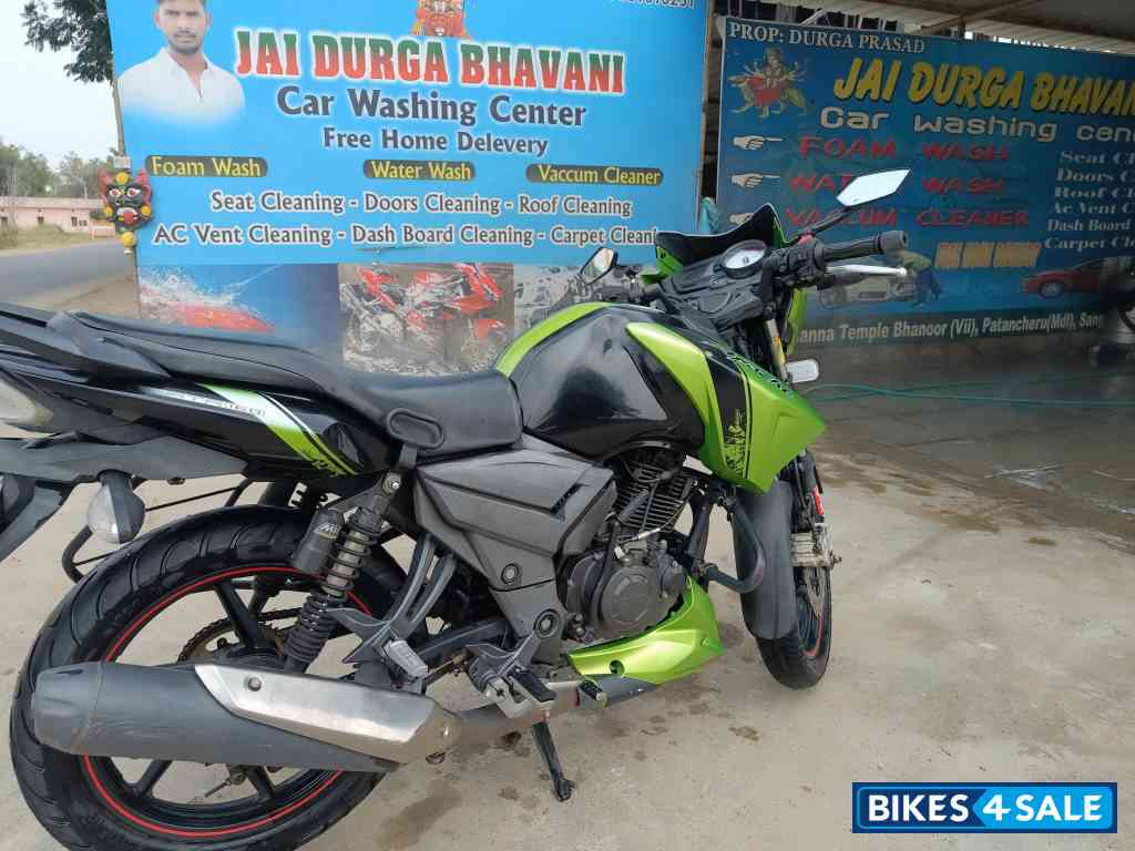 Parrot Green TVS Apache RTR 160