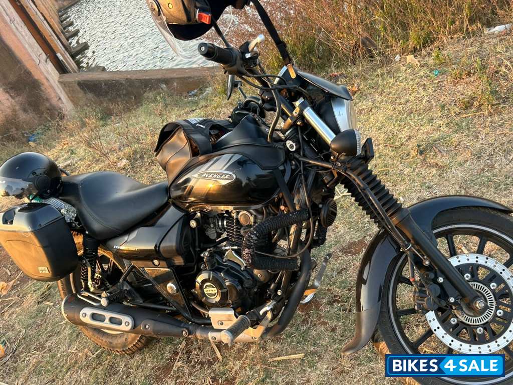 Bajaj Avenger Street 160
