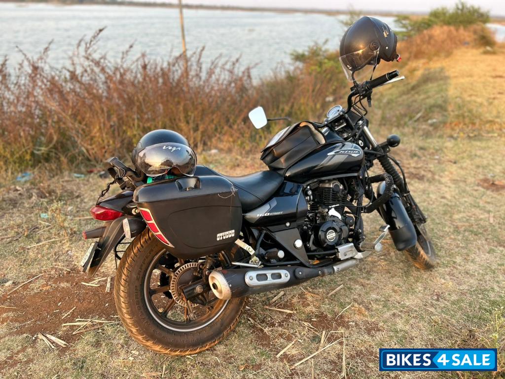 Bajaj Avenger Street 160